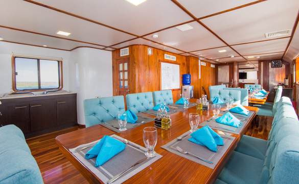 Galapagos Boat XAVIER III Interior Dining Area 2 © Diego Garcia.jpg